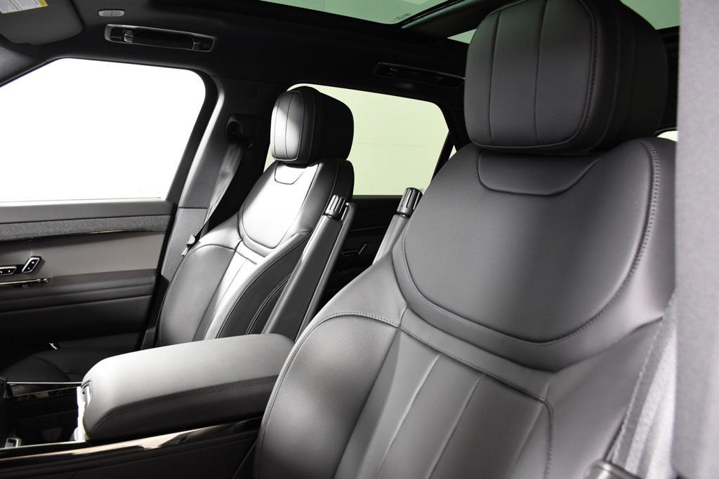 new 2025 Land Rover Range Rover Sport car, priced at $91,180