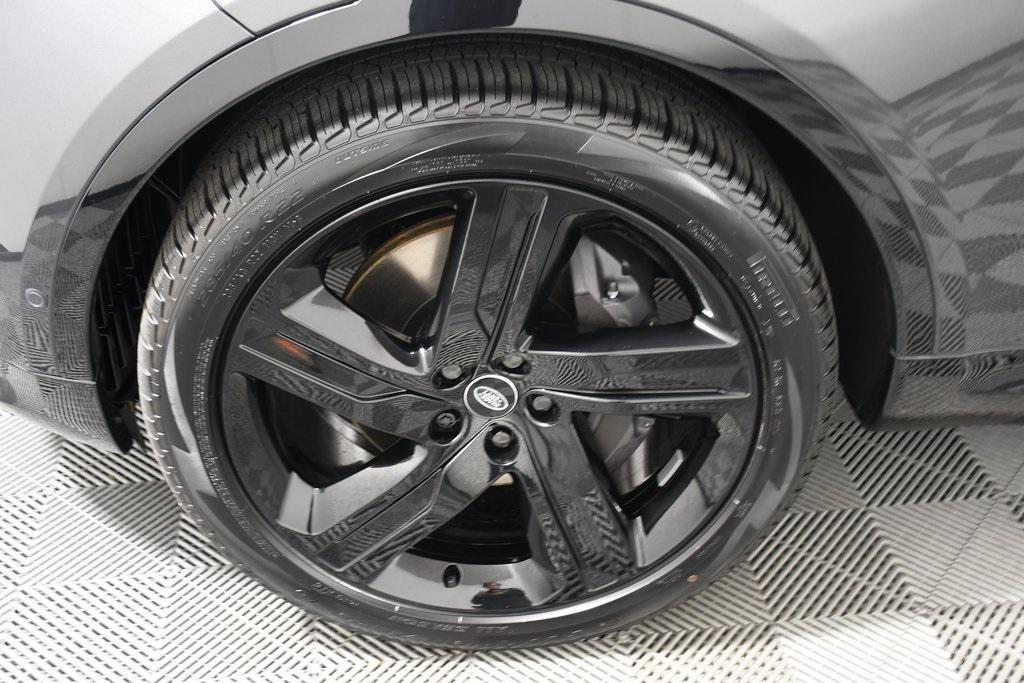 used 2024 Land Rover Discovery car, priced at $59,485