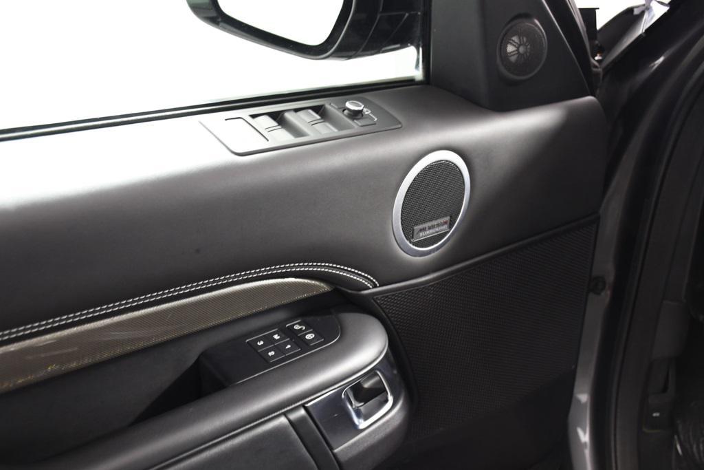 used 2018 Land Rover Discovery car, priced at $17,995