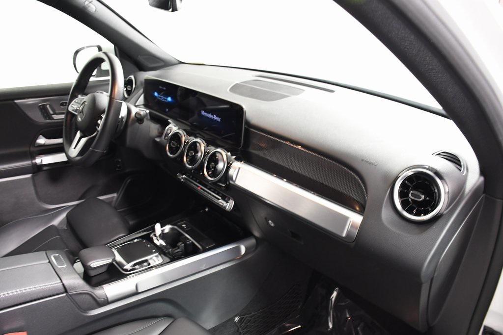 used 2020 Mercedes-Benz GLB 250 car, priced at $25,485