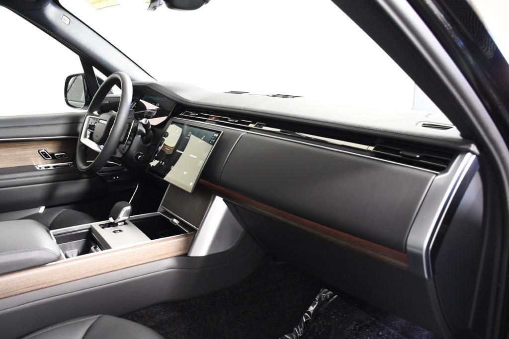 new 2025 Land Rover Range Rover car, priced at $132,220