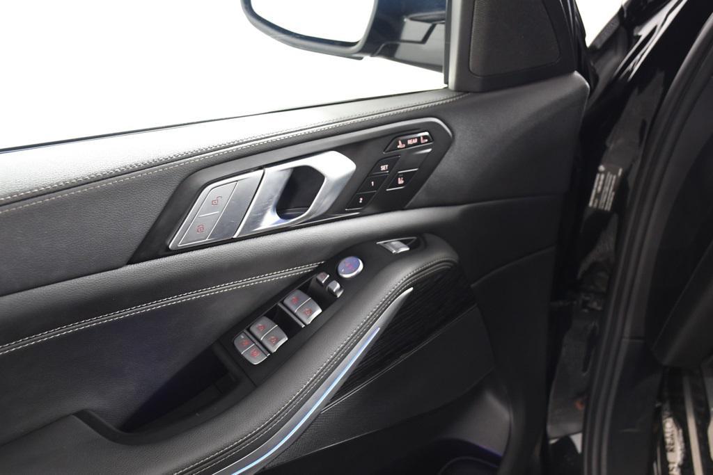 used 2022 BMW X7 car, priced at $51,994