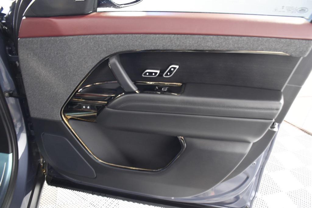 used 2025 Land Rover Range Rover Sport car, priced at $92,448