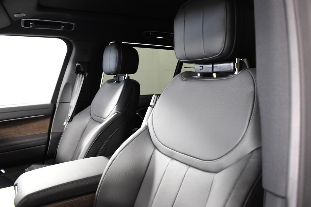 new 2025 Land Rover Range Rover car, priced at $154,181