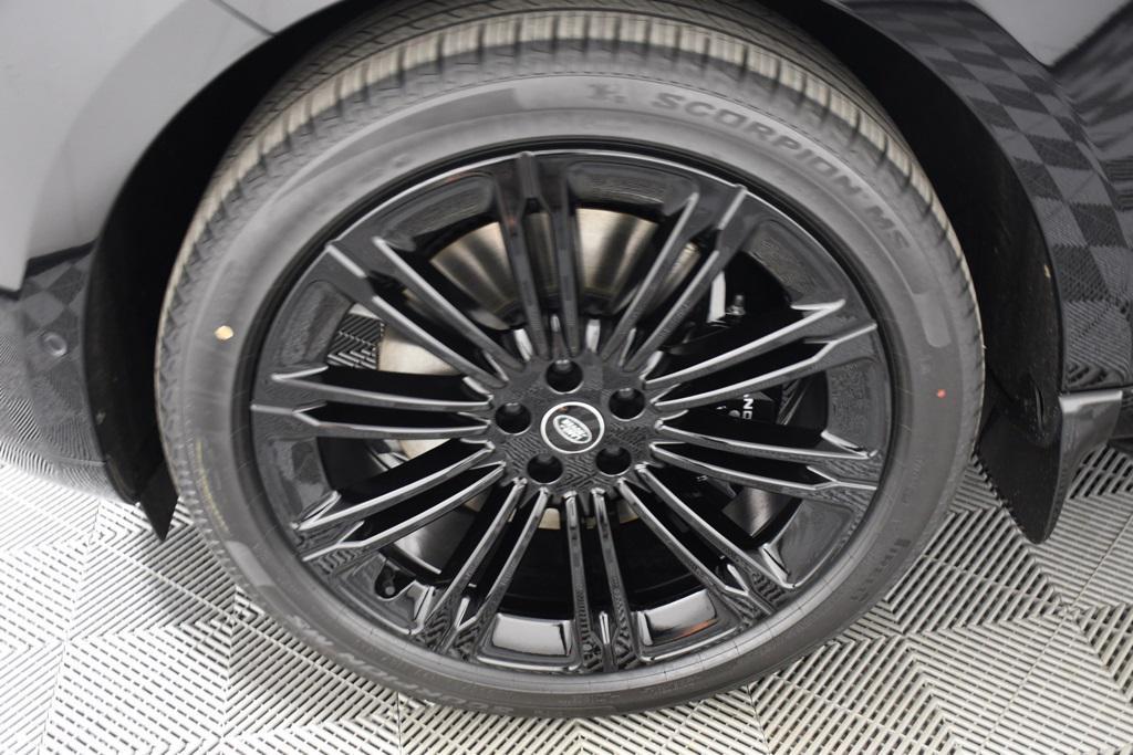 new 2025 Land Rover Range Rover car, priced at $154,181