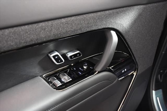 new 2025 Land Rover Range Rover Sport car, priced at $108,725