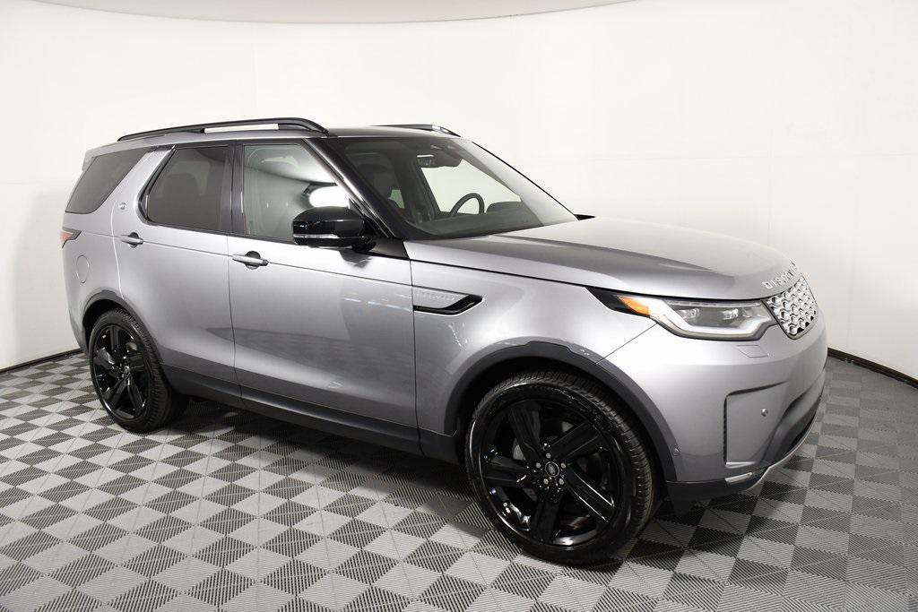new 2025 Land Rover Discovery car, priced at $70,193
