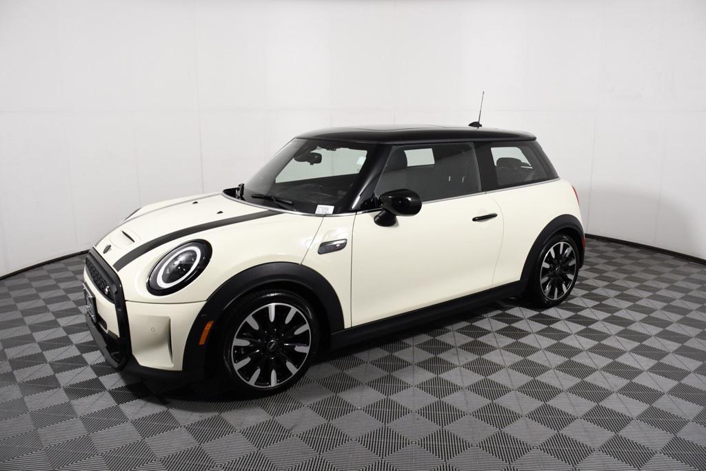 used 2023 MINI Hardtop car, priced at $23,998