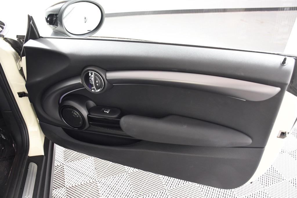 used 2023 MINI Hardtop car, priced at $23,998