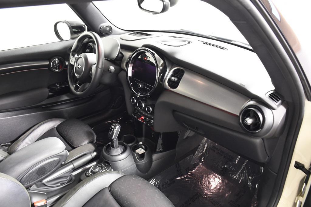 used 2023 MINI Hardtop car, priced at $23,998