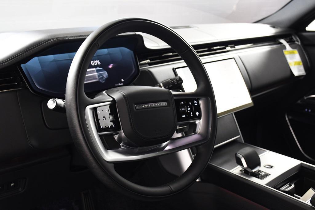 new 2025 Land Rover Range Rover car, priced at $141,535