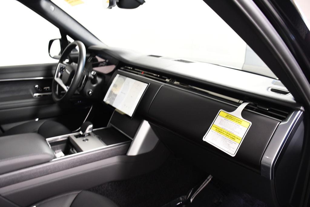 new 2025 Land Rover Range Rover car, priced at $141,535