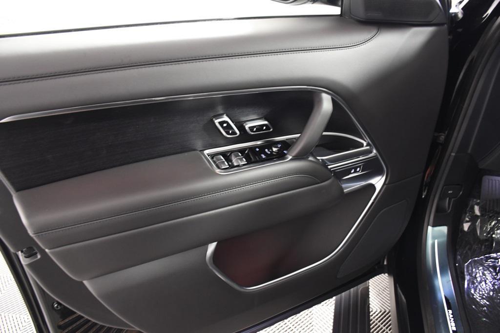 new 2025 Land Rover Range Rover car, priced at $141,535