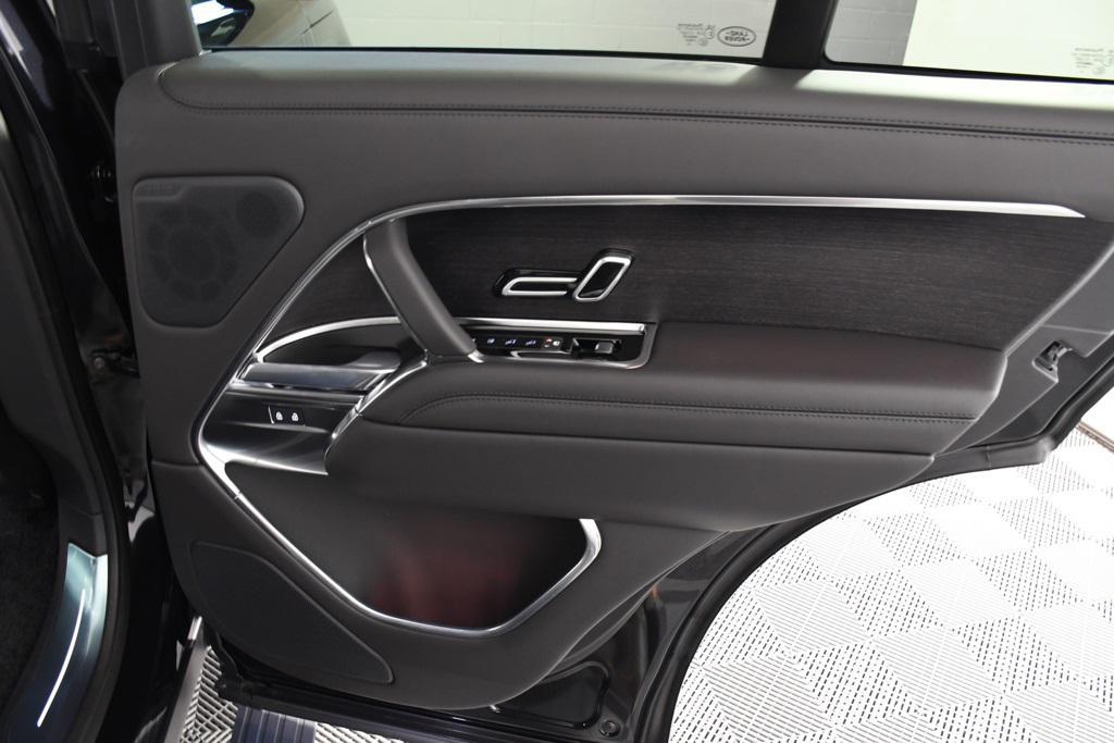 new 2025 Land Rover Range Rover car, priced at $141,535