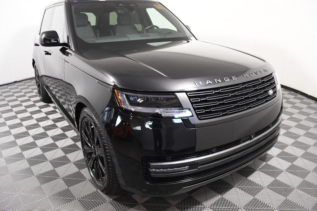 new 2025 Land Rover Range Rover car, priced at $141,535