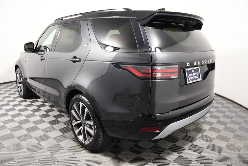 new 2026 Land Rover Discovery car, priced at $78,131
