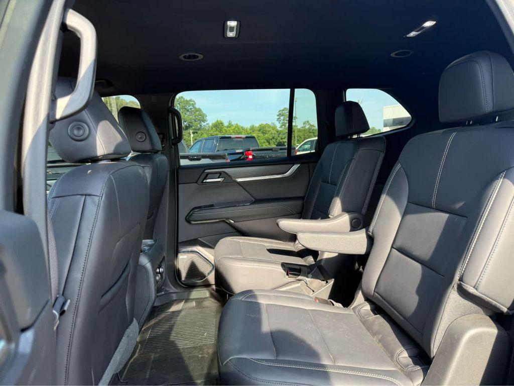 used 2024 GMC Acadia car, priced at $42,518