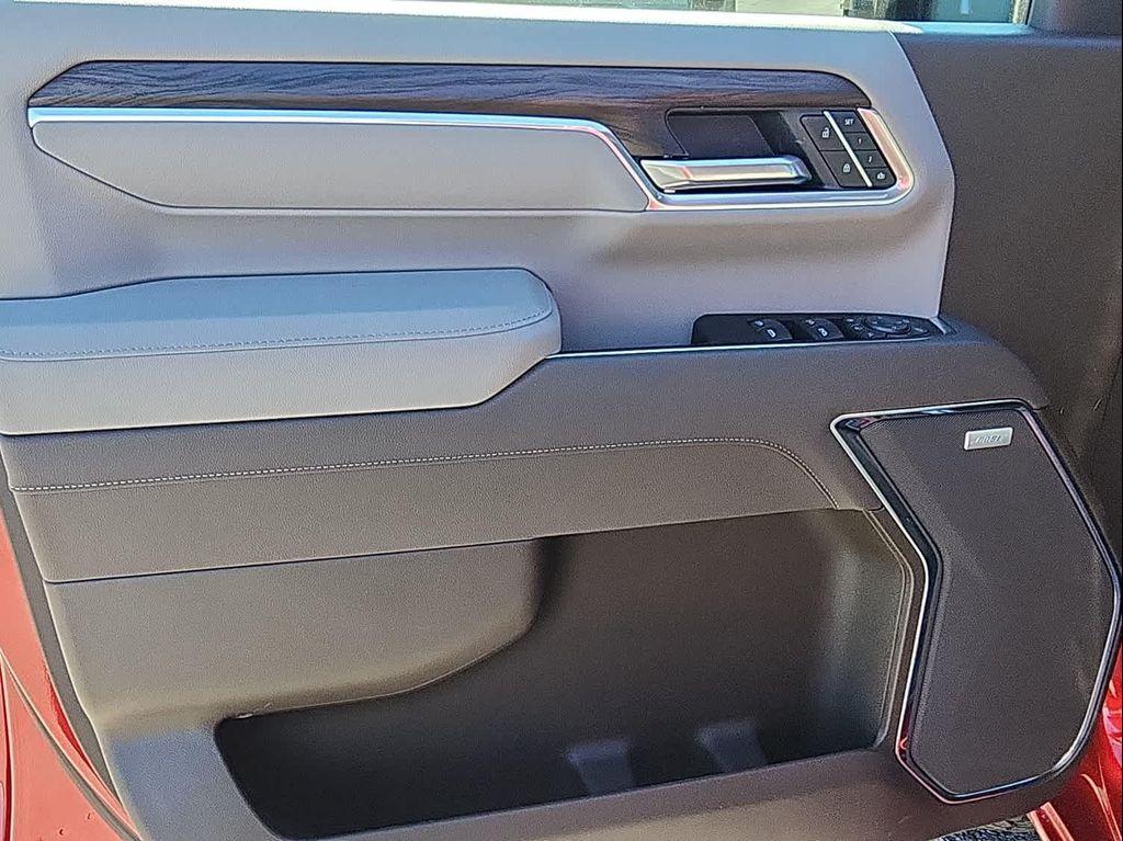 new 2026 GMC Sierra 2500 car, priced at $84,215