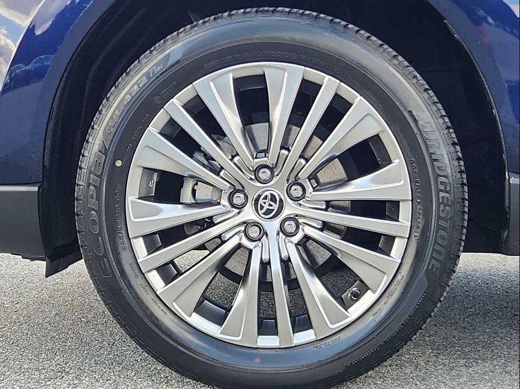 used 2022 Toyota Venza car, priced at $30,498