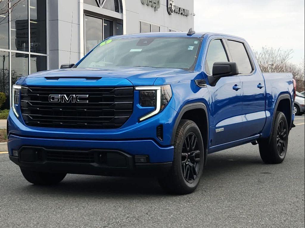 used 2023 GMC Sierra 1500 car, priced at $41,998