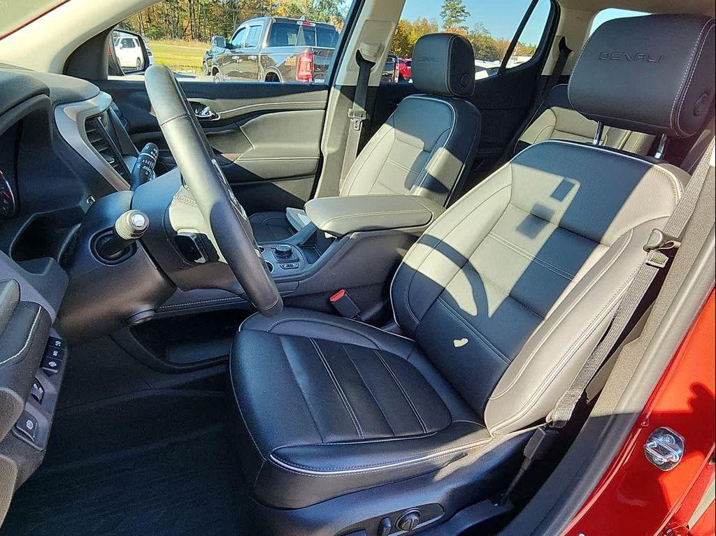 used 2023 GMC Acadia car, priced at $38,988