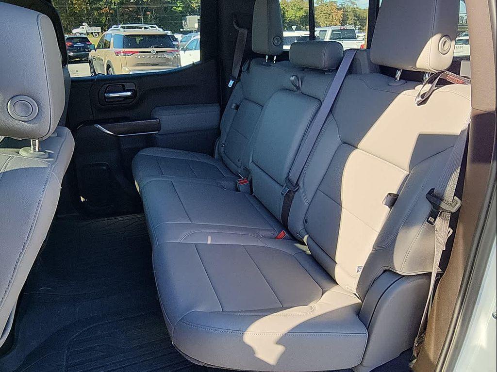 used 2022 GMC Sierra 1500 car, priced at $39,988