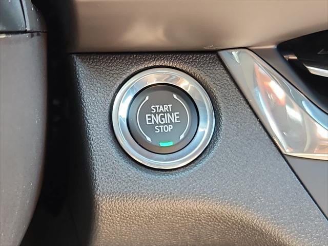 new 2025 Buick Envista car, priced at $24,635