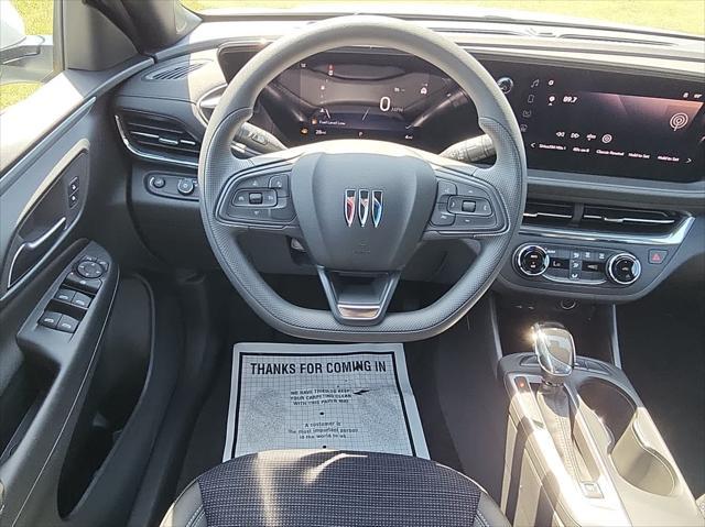 new 2025 Buick Envista car, priced at $24,635