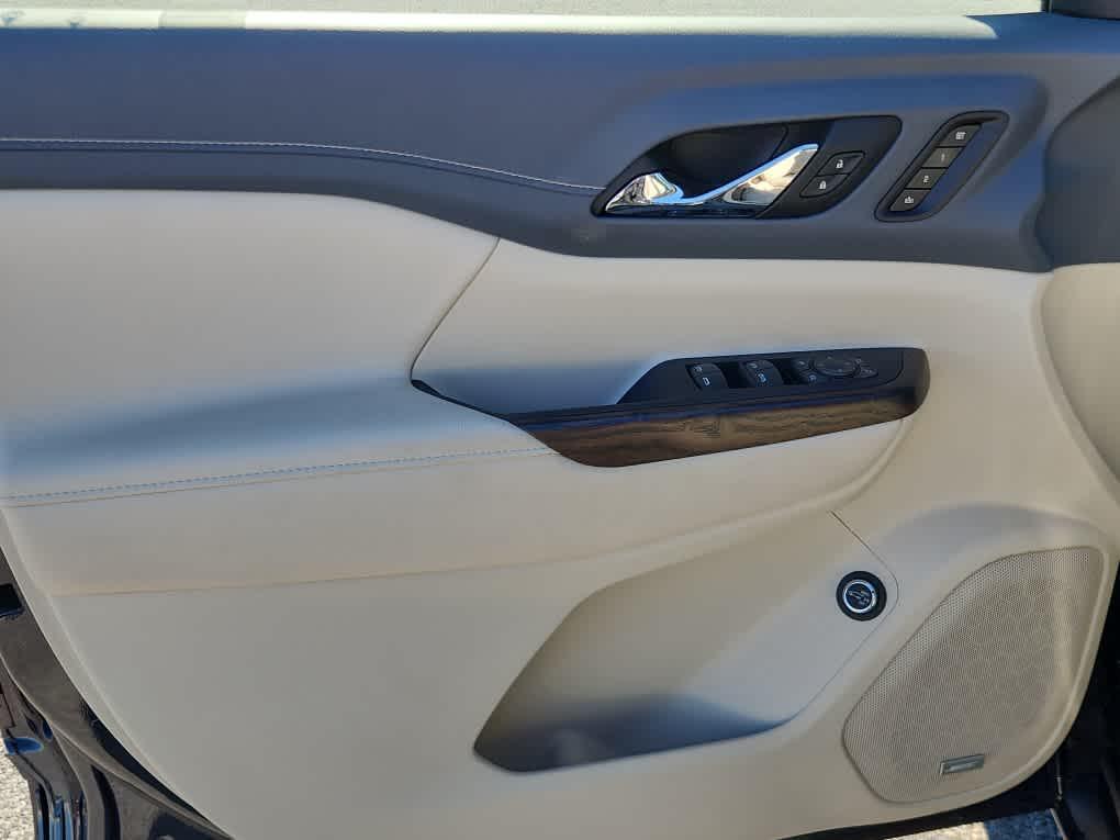 used 2022 GMC Acadia car, priced at $36,998