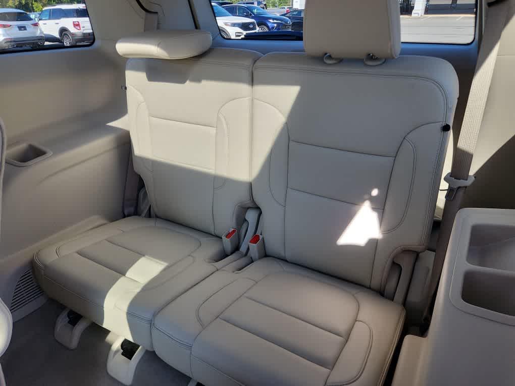 used 2022 GMC Acadia car, priced at $36,998