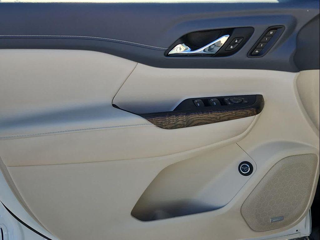 used 2023 GMC Acadia car, priced at $36,588