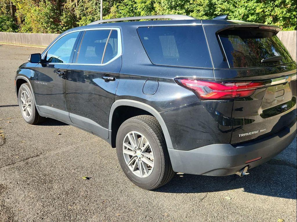 used 2022 Chevrolet Traverse car, priced at $29,998