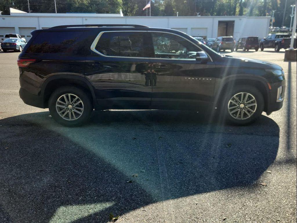 used 2022 Chevrolet Traverse car, priced at $29,998