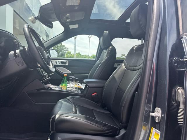 used 2022 Ford Explorer car, priced at $39,998