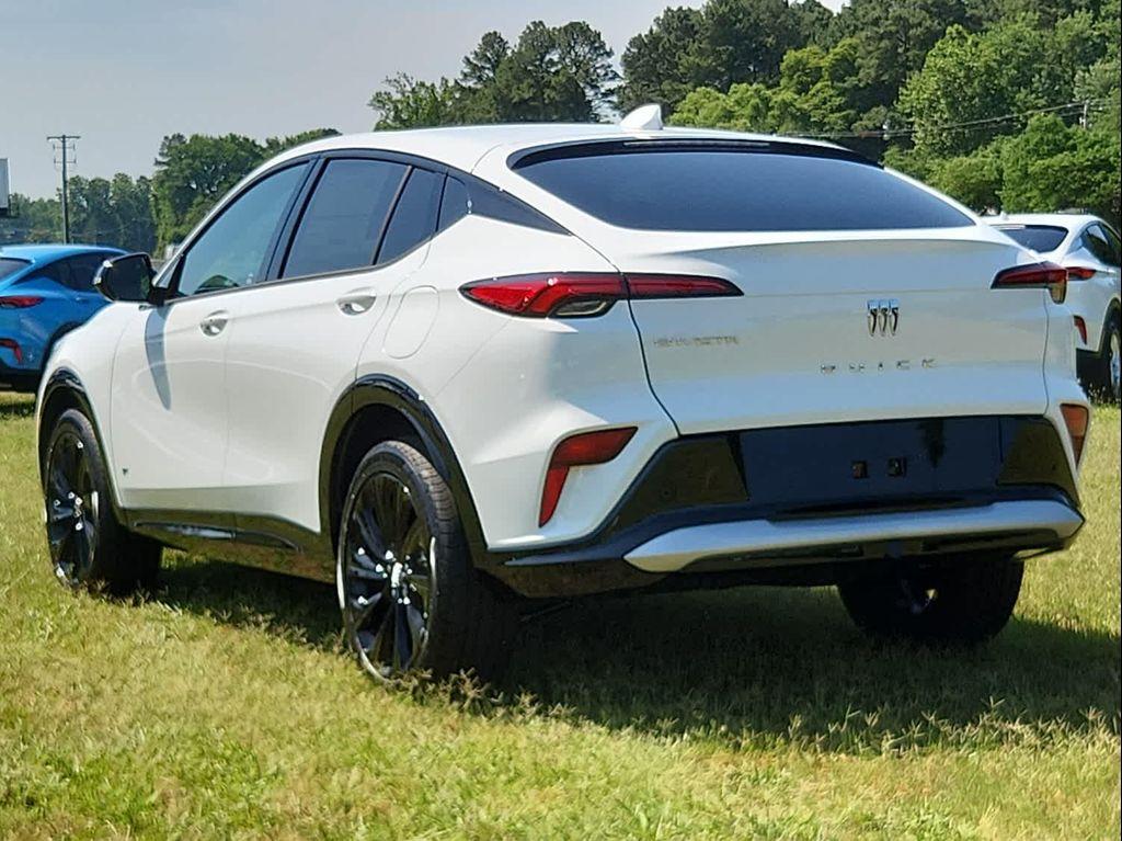 new 2025 Buick Envista car, priced at $28,015