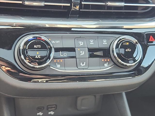 new 2025 Buick Envista car, priced at $28,915