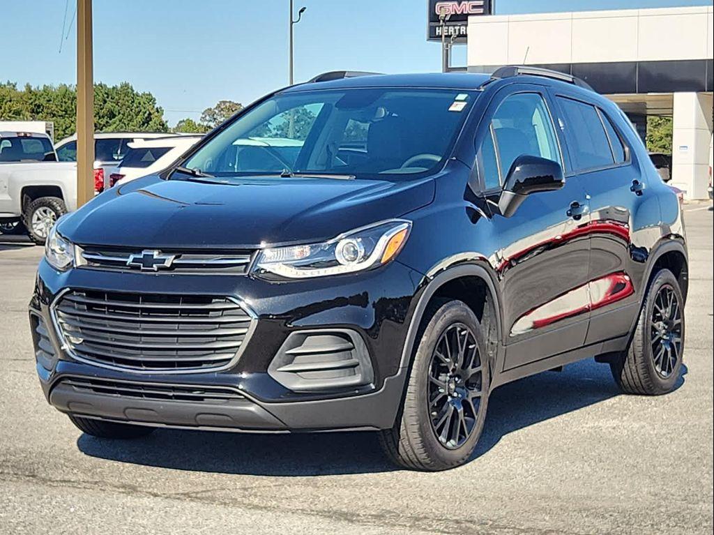 used 2022 Chevrolet Trax car, priced at $19,198