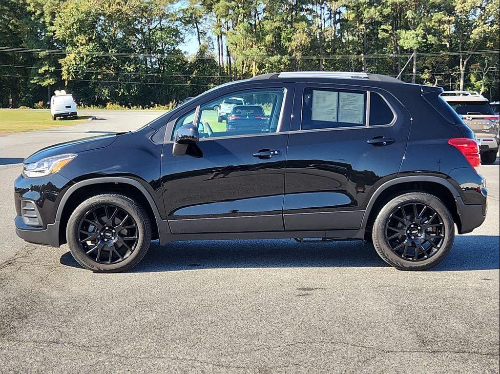 used 2022 Chevrolet Trax car, priced at $19,198