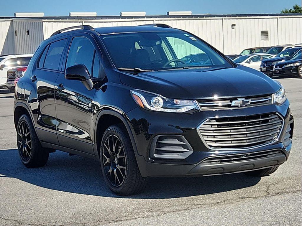 used 2022 Chevrolet Trax car, priced at $19,198
