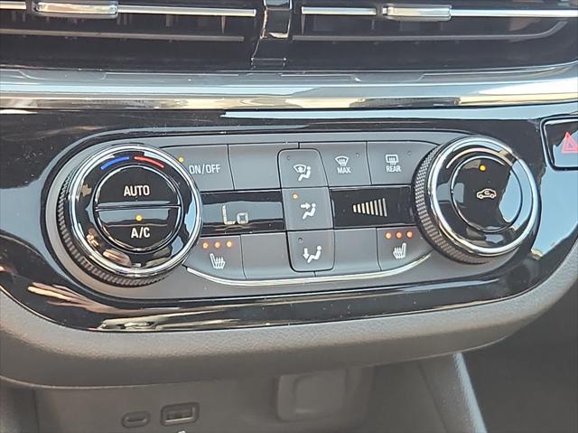 new 2025 Buick Envista car, priced at $29,410
