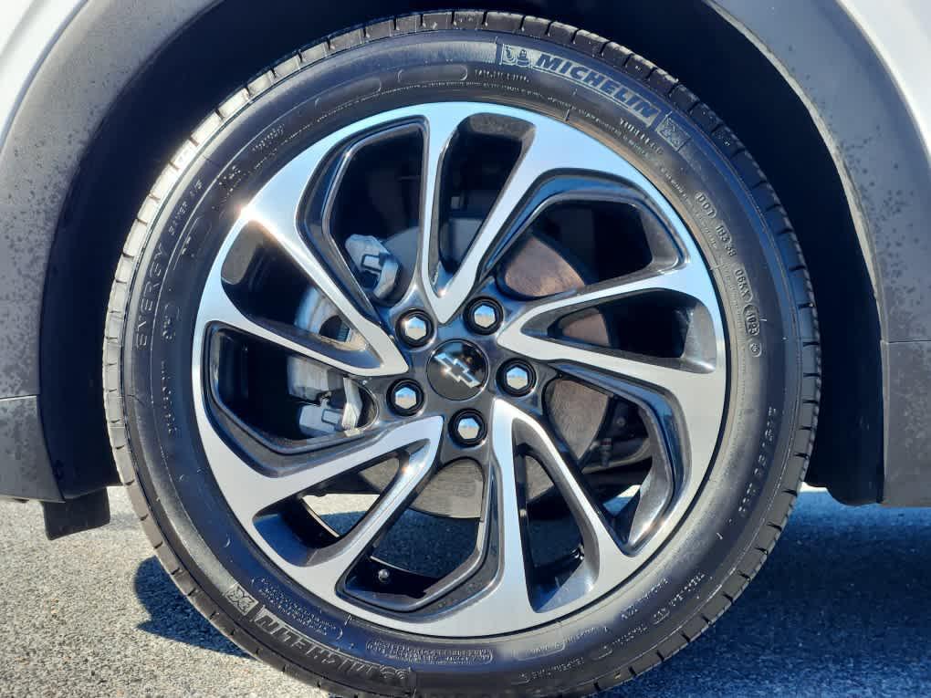 used 2023 Chevrolet Bolt EUV car, priced at $21,498