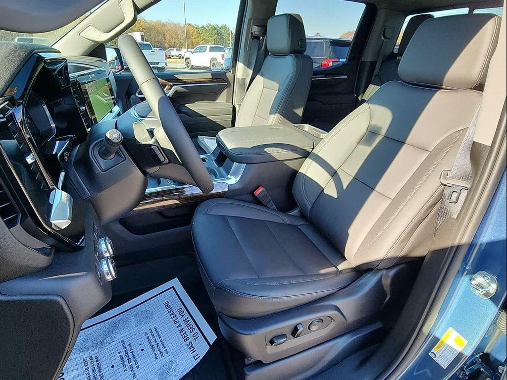 new 2026 GMC Sierra 1500 car, priced at $65,880