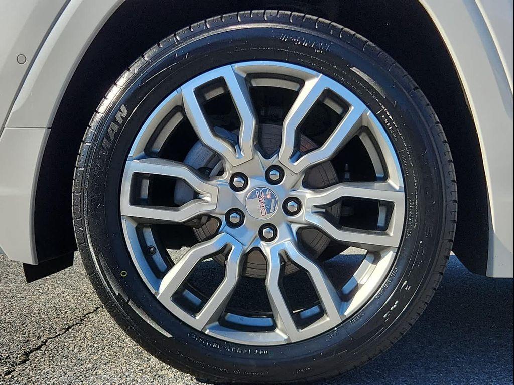 used 2024 GMC Terrain car, priced at $31,998