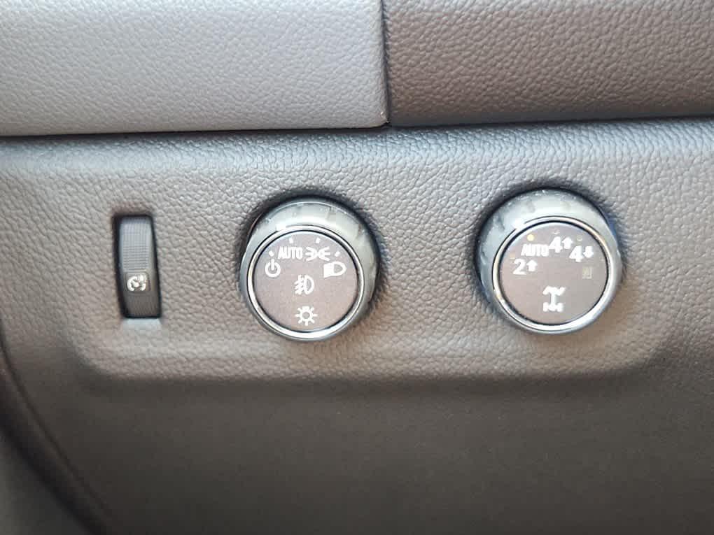 used 2022 Chevrolet Colorado car, priced at $37,098