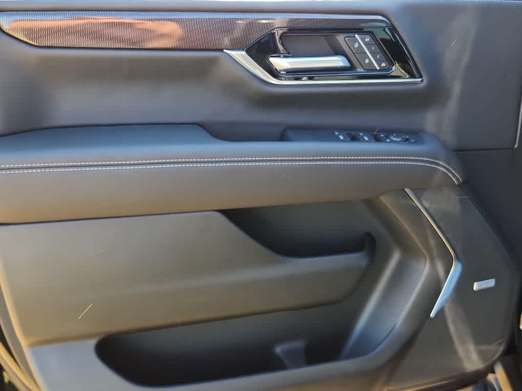 new 2025 GMC Yukon car, priced at $80,929