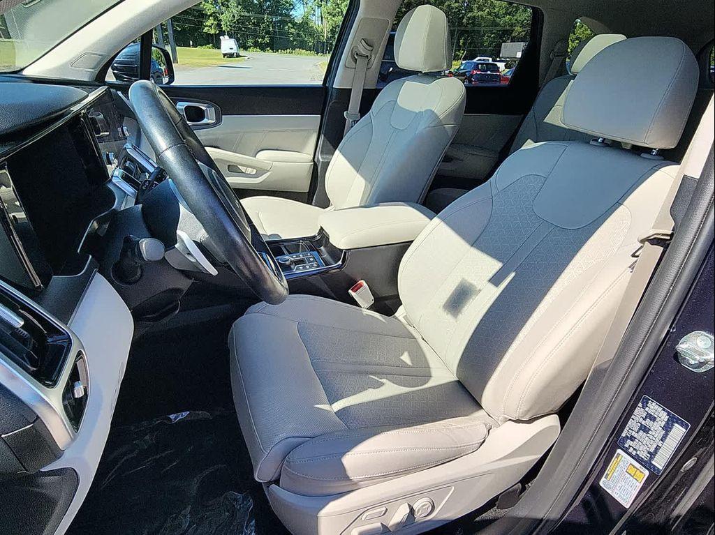 used 2023 Kia Sorento Plug-In Hybrid car, priced at $39,188