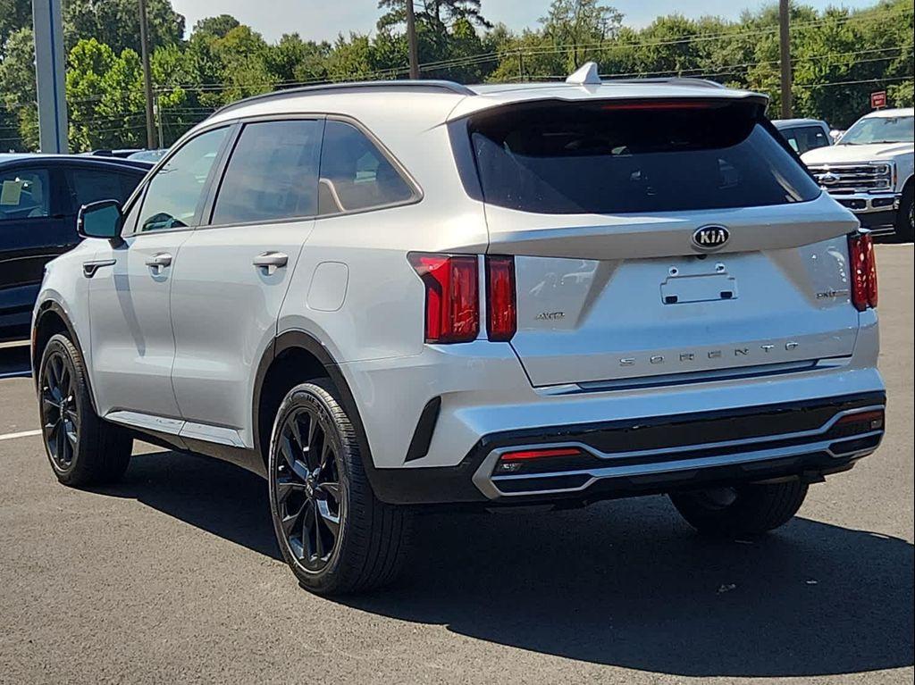 used 2021 Kia Sorento car, priced at $26,888