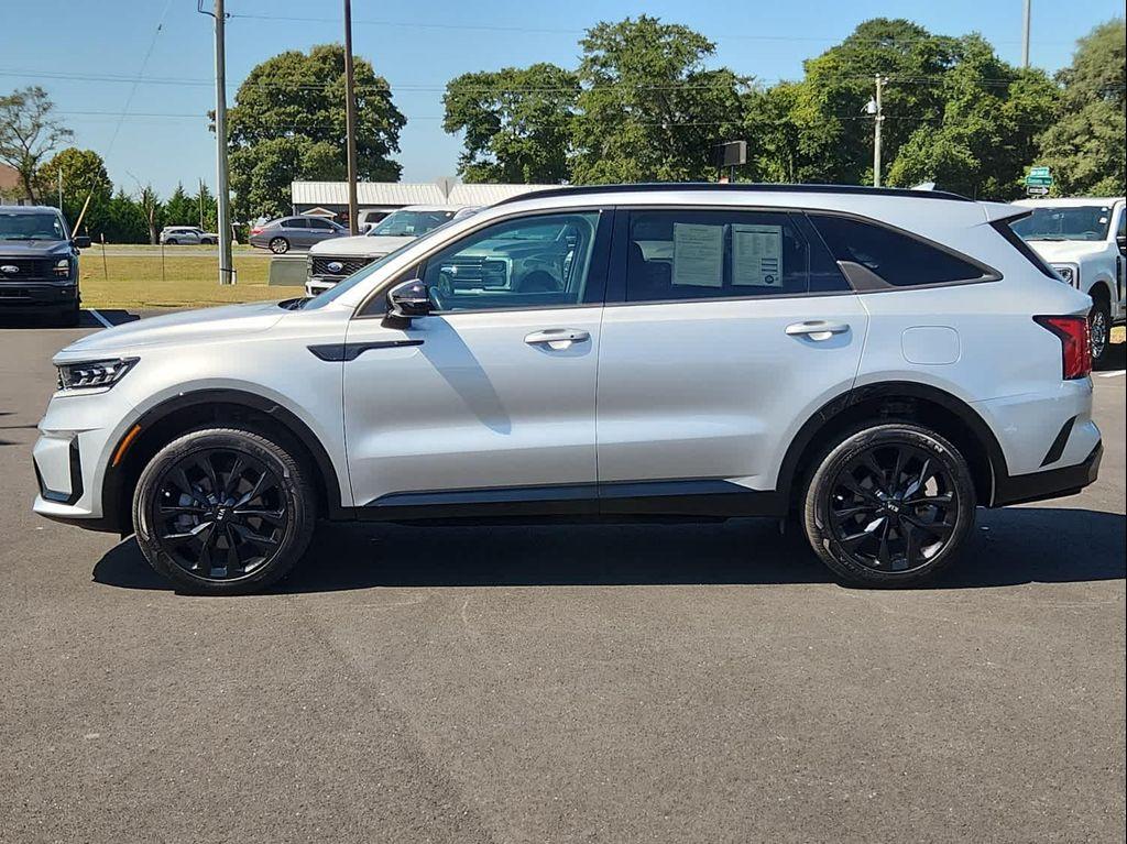 used 2021 Kia Sorento car, priced at $26,888