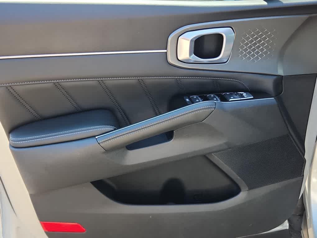 used 2021 Kia Sorento car, priced at $26,888