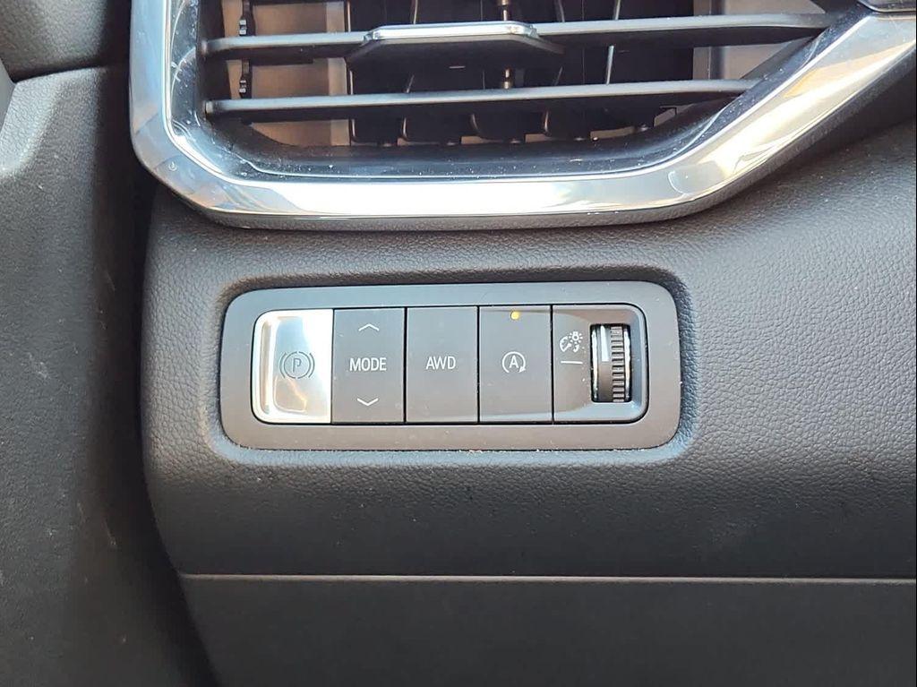 used 2025 GMC Acadia car, priced at $41,888